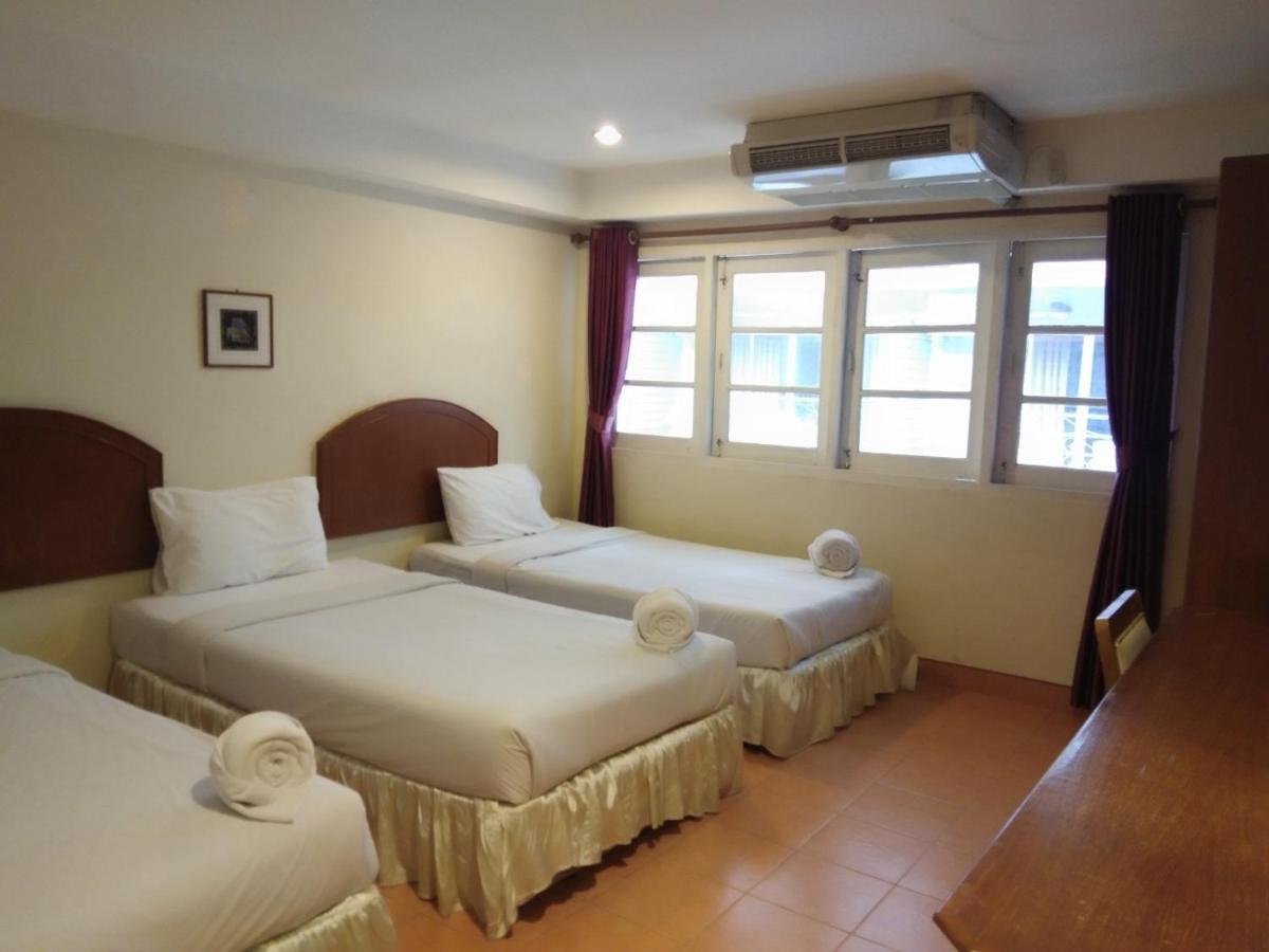 Hotell Oyo 897 Ansu HHQ