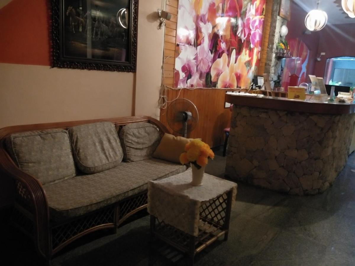 Hotell Oyo 897 Ansu 3*